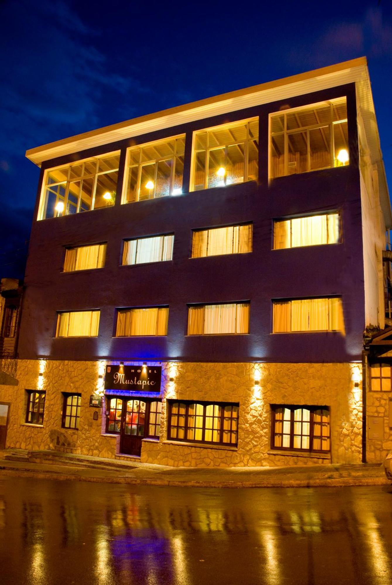 Hotel Mustapic อูซัวยา ภายนอก รูปภาพ
